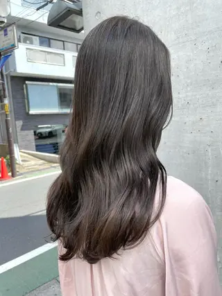 ロング カラー ヘアアレンジ hazuki🐈⬛ 透明感カラーのヘアスタイル