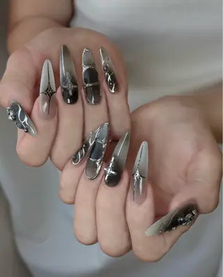 ネイル D-BEAUTY Nailsalonのネイルデザイン