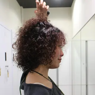 ミディアム カラー パーマ カーリーパーマ/ 透明ｶﾗｰ/MIKUのヘアスタイル