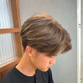 カラー メンズ satone 🩵のヘアスタイル