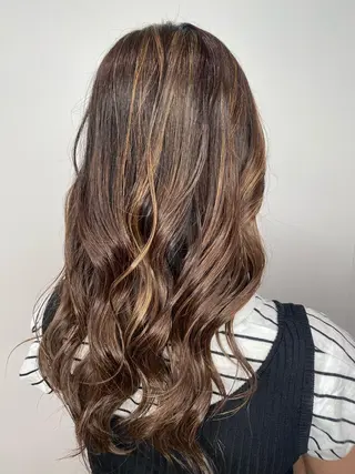 セミロング カラー デザインカラーウルフ 宙也のヘアスタイル