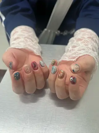 ネイル ULL emiriのネイルデザイン