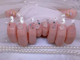 ネイル UMI ネイルサロン新宿🎀のネイルデザイン