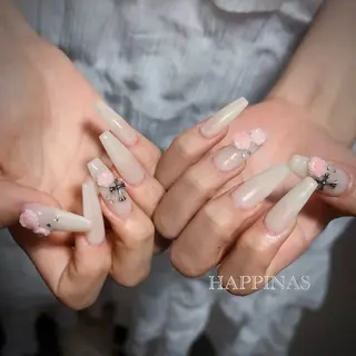 ネイル HAPPINAS ののかのネイルデザイン