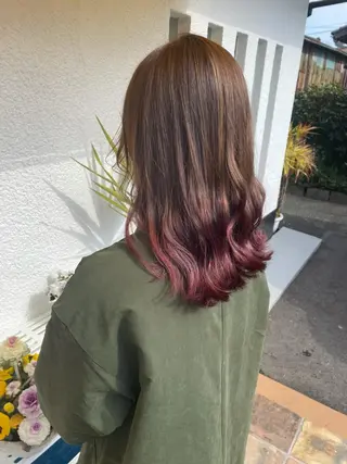 ロング 菊池 栄里奈のヘアスタイル