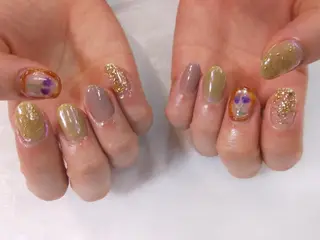 ネイル はばすみれ🎀ﾈｲﾙ 光ﾌｪｲｼｬﾙ ﾍｱのネイルデザイン