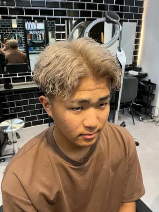 ショート カラー ヘアアレンジ メンズ men'slapis YUTOのヘアスタイル
