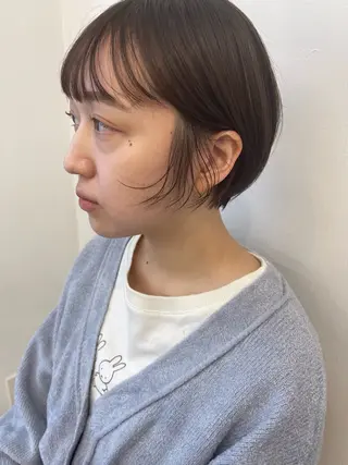 ショート カラー 💓パーマ，💗 レイヤーカットのヘアスタイル