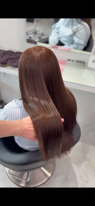 カラー 中野 美結のヘアスタイル