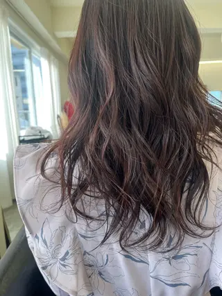 ロング 加藤 瑠彩のヘアスタイル