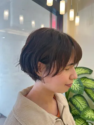ショート パーマ 吉澤 杏美のヘアスタイル