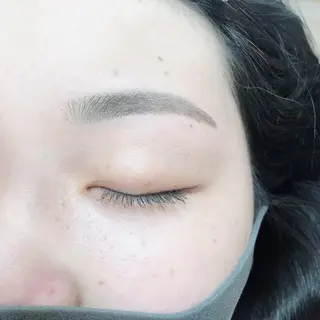 lush&blow JIJIのマツエク・マツパデザイン