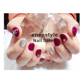 ショート ネイル 👑enen style👑のネイルデザイン