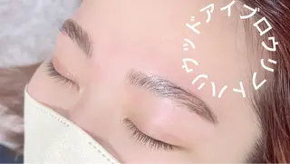 アイブロウ Selena (セレーナ)のエステ・リラクイメージ