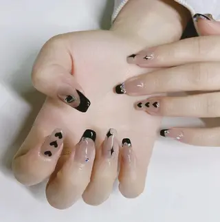 ネイル Queens みなみのネイルデザイン