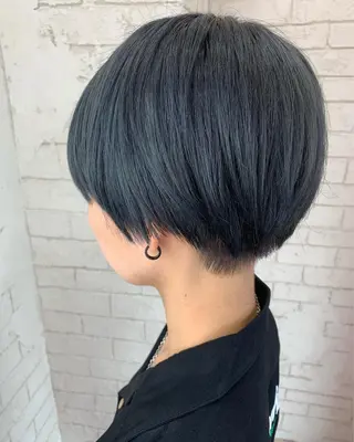 ショート カラー someya 🥀のヘアスタイル