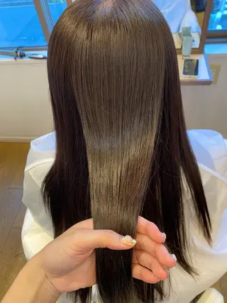 ロング 艶感🫧透明感カラー YUKARIのヘアスタイル