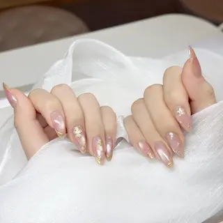 ネイル MQueen ネイルサロンのネイルデザイン