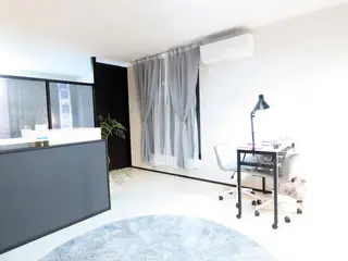 ele"ハーブ ピーリング 専門店のエステ・リラクイメージ