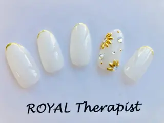 ネイル 【尾下】 ロイヤル•セラピストのネイルデザイン