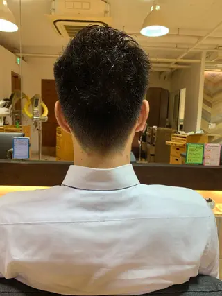 メンズ ハイトーンカラー🩵 耳ツボジュエリー👂のその他イメージ