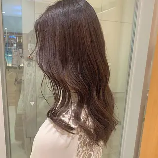 ロング カラー 下川 由貴のヘアスタイル