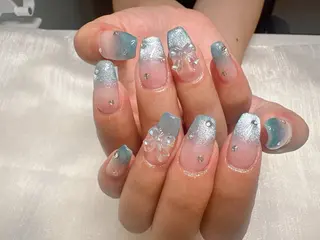ネイル En ☀️のネイルデザイン