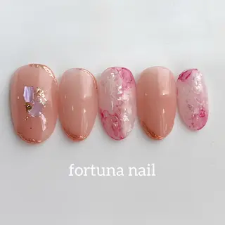 ネイル 手書きが得意🖌️ Y’s  nailのネイルデザイン