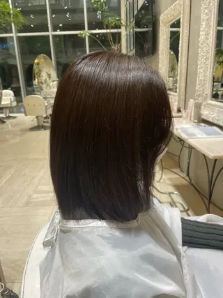ミディアム 韓国風レイヤーカラー ライムのヘアスタイル