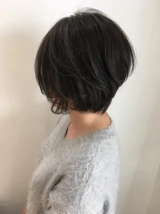 ショート カラー 坂上 岳のヘアスタイル