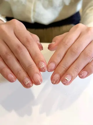 ネイル 岡崎 佑香のネイルデザイン