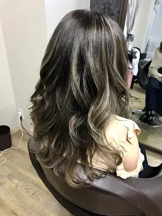 セミロング カラー ヘアアレンジ 池田 景子のヘアスタイル