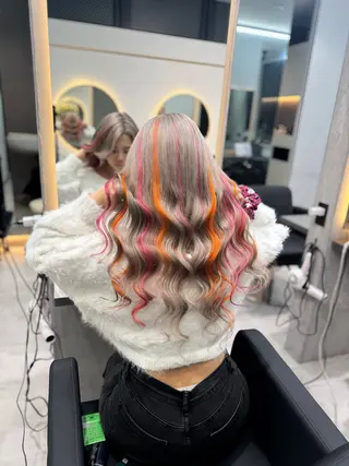 ロング カラー ギャルの女神/ Shionのヘアスタイル