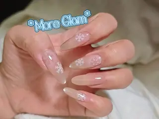 ネイル MoreGlam Nailsのネイルデザイン