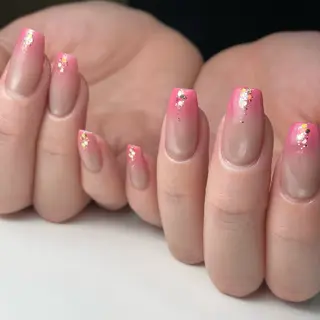 ネイル Legit nail salonのネイルデザイン