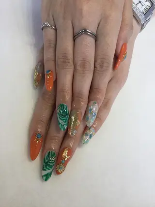 ネイル 💎🐰 saki. m 🐰💎のネイルデザイン