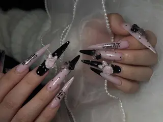 ロング 長さ出し専門 nynaのネイルデザイン