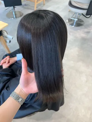 カラー 晶／艶髪カラー ／トリートメントのヘアスタイル