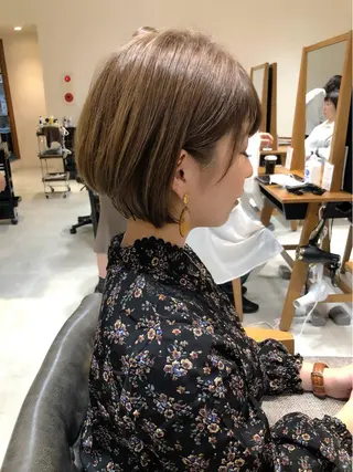 ショート カラー 🌟イメチェン美容師 🌟清水 大輝のヘアスタイル