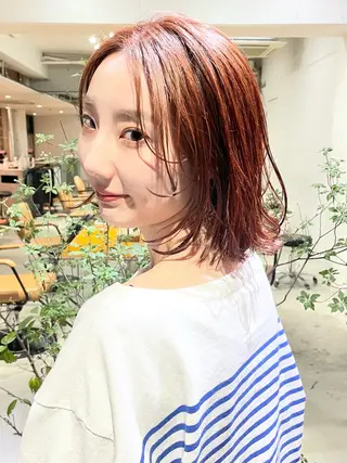 ミディアム カラー スパイラルパーマ 🌐hina⭐️のヘアスタイル