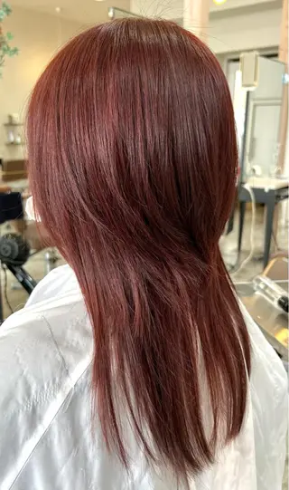 ミディアム カラー cyan Amiのヘアスタイル