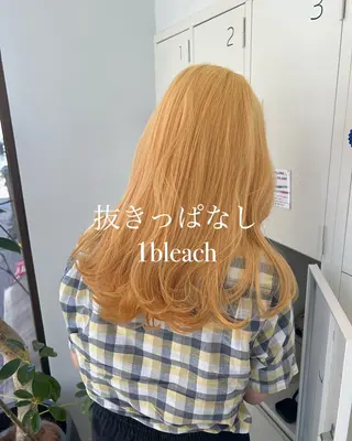 セミロング カラー Kana 🍋 ハイトーン【高円寺】のヘアスタイル