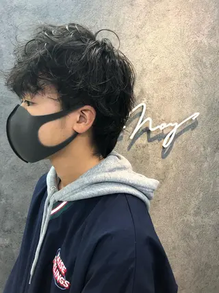 パーマ Noyヨシモト ヒロトのヘアスタイル