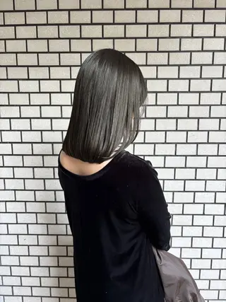 ミディアム カラー ボブ&顔まわりレ イヤー♡TOMOE♡のヘアスタイル