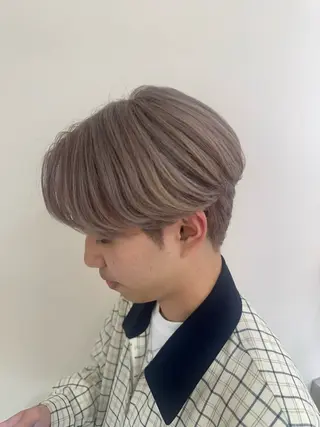 カラー メンズ タイトボブ個性派カラ ーAKANEのヘアスタイル