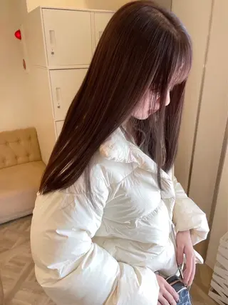 ロング Bond Story りき カラーモデルのヘアスタイル