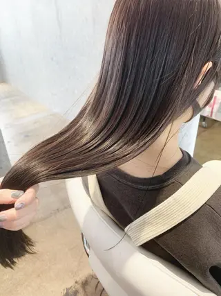 ロング カラー 山下 千明のヘアスタイル