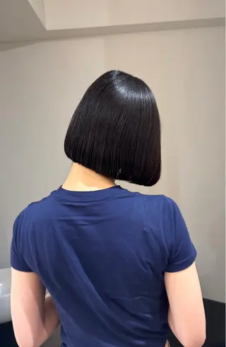 ショート カラー 大人な抜け感レイヤー remi🖤のヘアスタイル
