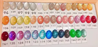 ネイル CROWN プライベートサロンのネイルデザイン