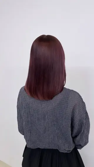 カラー ルプラボウ 鈴木 莉菜のヘアスタイル